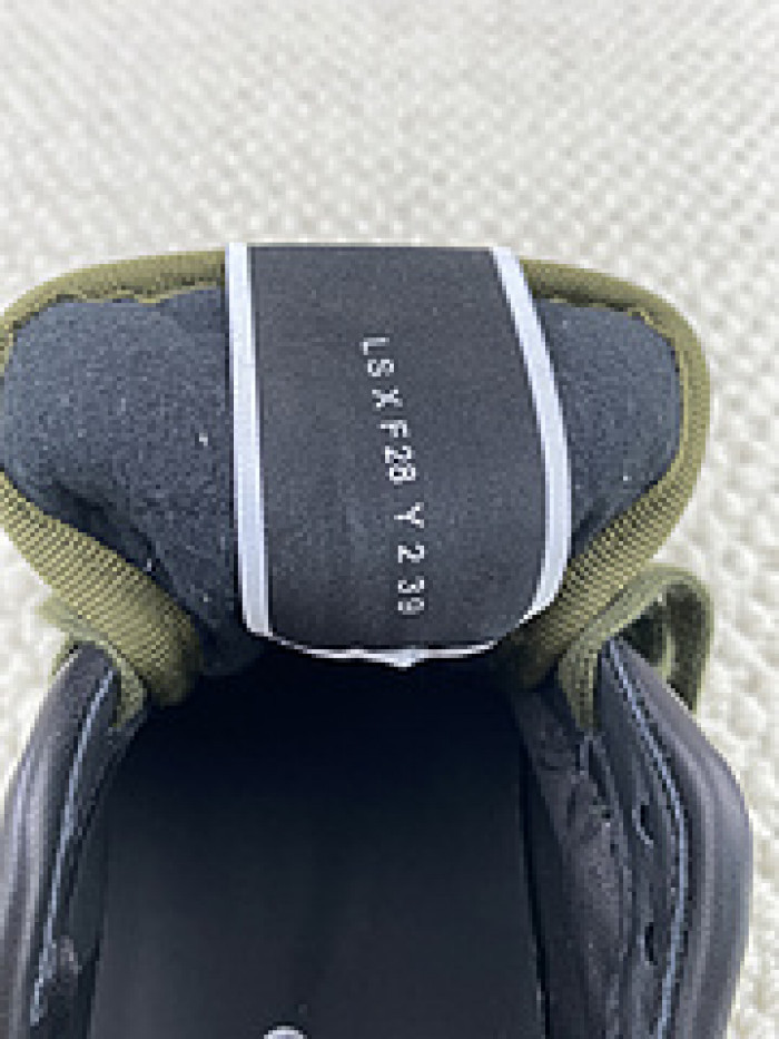 VALE·NTI·NO· Sneakers VS009