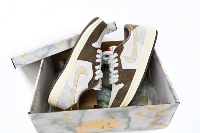 Air Jordan 1 Retro Low OG Year of the Rabbit