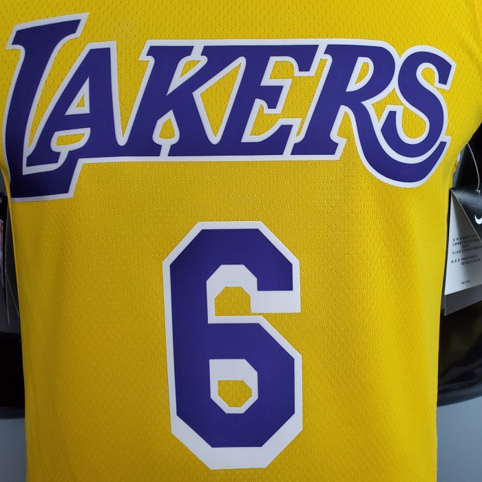 LeBron James Los Angeles Lakers 2020/21 Swingman Jersey Yellow