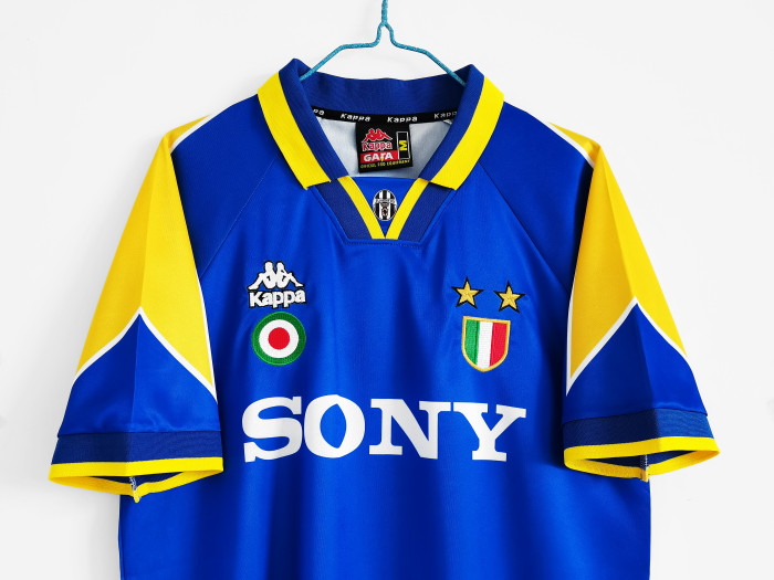 Juventus Away Retro Jersey 95/96