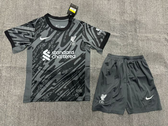 Liverpool Black Goalkeeper Kids Suit 24/25