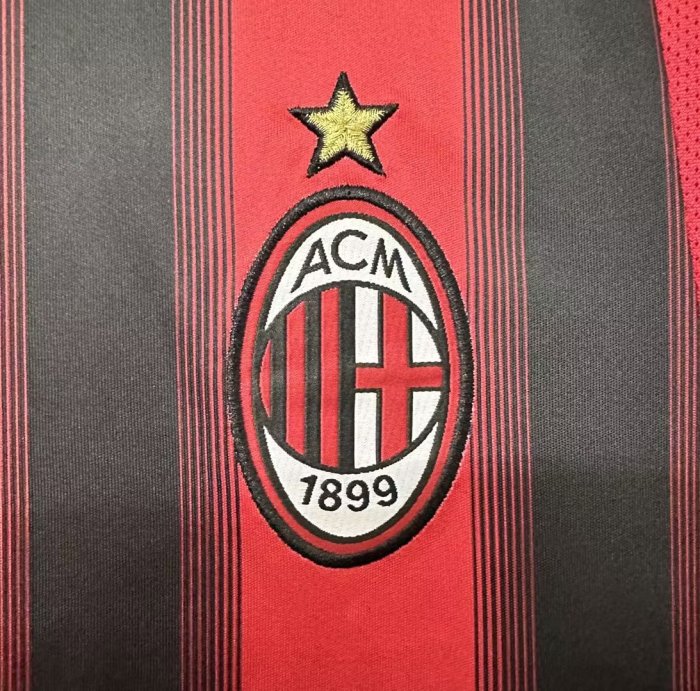 AC Milan Home Retro Jersey 2004/05