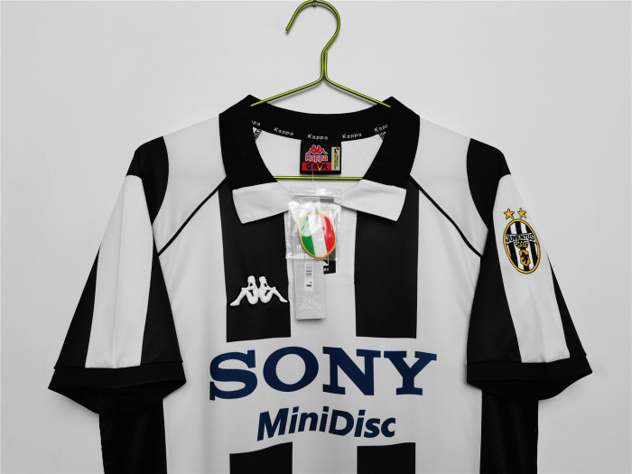 Juventus Home Retro Jersey 1997/98