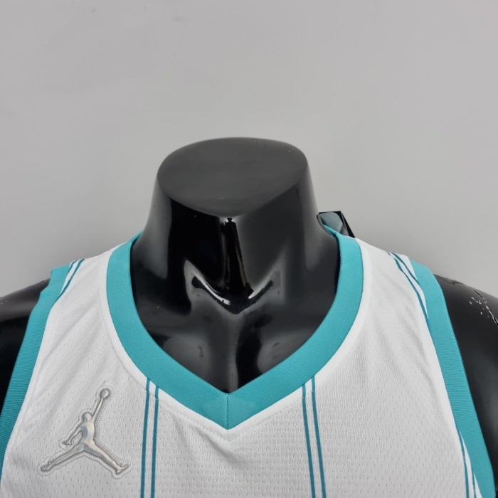 Kelly Oubre Jr. Charlotte Hornets 2022 City Edition Swingman Jersey White