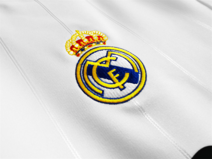 Real Madrid Home Long Sleeve Retro Jersey 2012/13