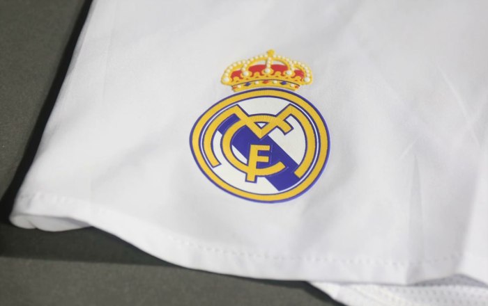 Real Madrid Player Home Shorts 24/25