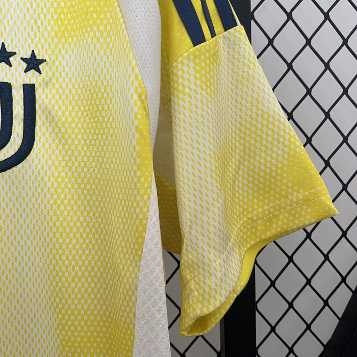 Juventus Away Man Jersey 24/25