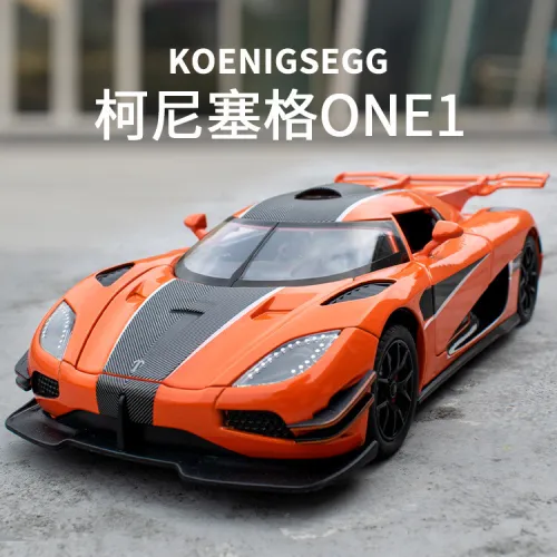 1:24柯尼塞克ONE合金車模型 彈射開門 潮玩跑車擺件