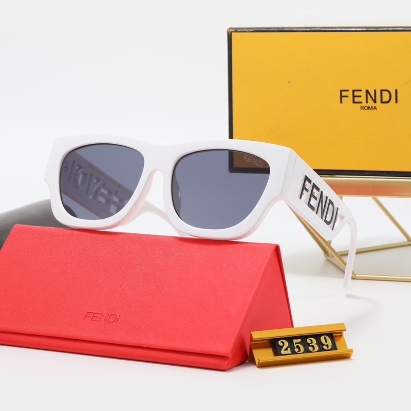 FENDI S Black PC Multi AC Women's Outdoor Cat Eye Sunglasses