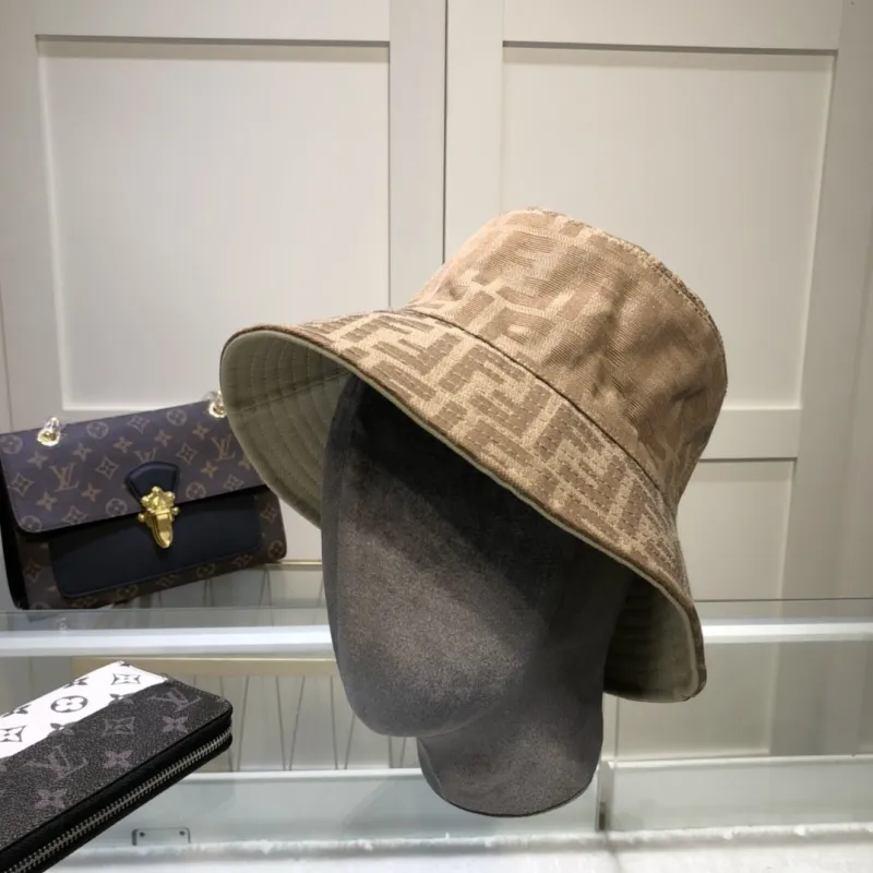 FENDI Yellow Outdoor Vintage Cotton Women's Adult Plain dyed Fishing cap