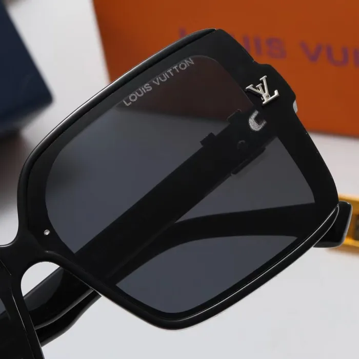 LOUIS VUITTON S Black PC Multi AC Women's Outdoor Square Sunglasses