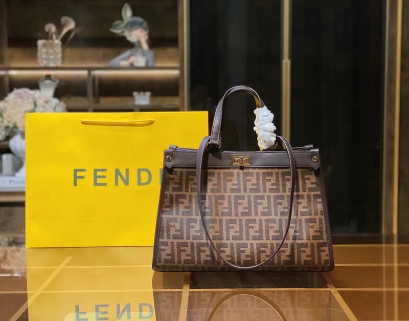 FENDI Brown Fashion Letter Zipper & Hasp Letter Genuine Leather Women's Handbags Tote Bags Wallet Combination Bags