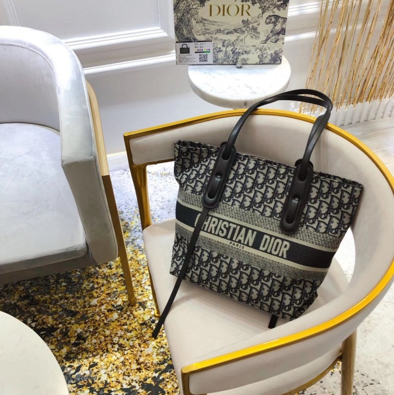 DIOR Black Fashion Letter Zipper & Hasp Embroidery Genuine Leather Women's Handbags Bucket Bags Tote Bags Combination Bags