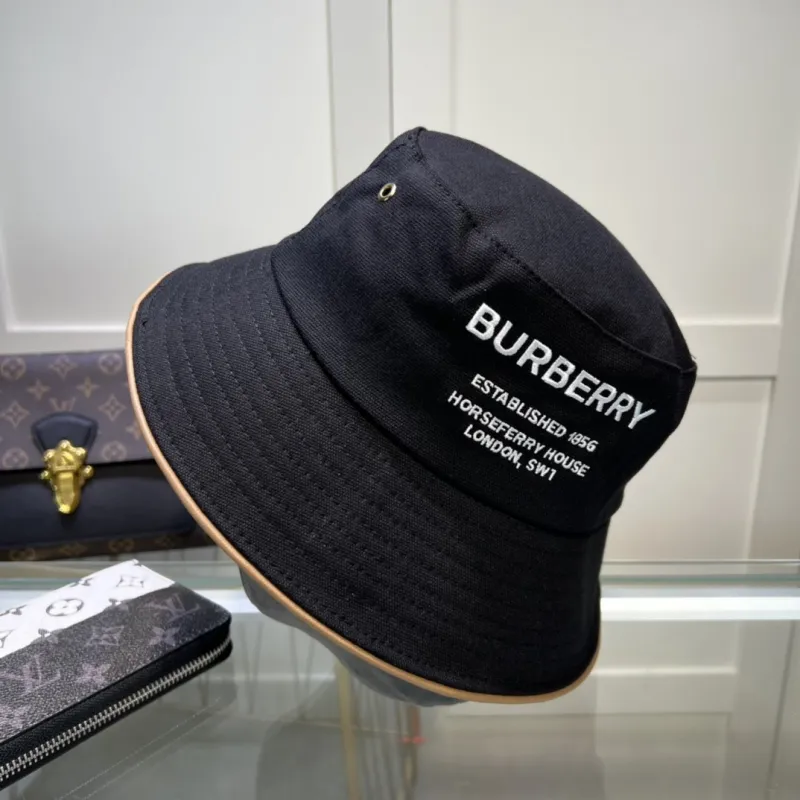 BURBERRY Black Travel Solid color Cotton Women's Adult Plain Fishing cap