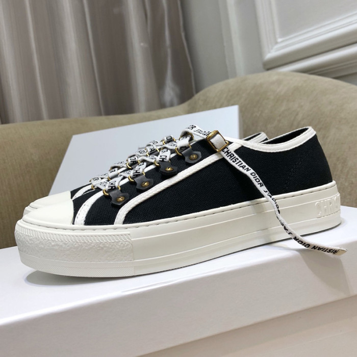 Men Women Sneakers Low Top Canvas Trainers Casual Athletic Shoes Unisex