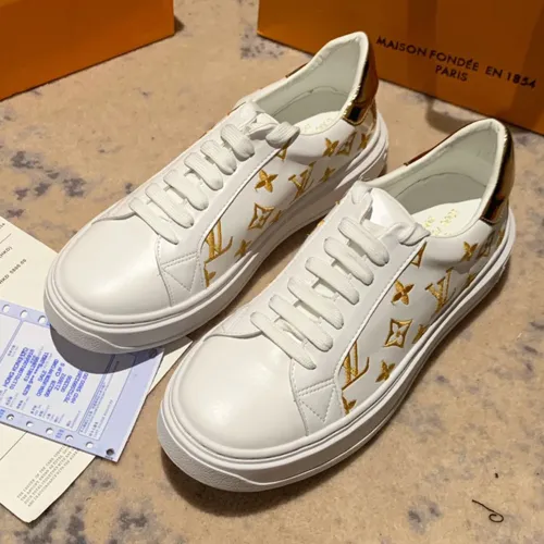 Women Sneakers Classic Low Top Trainers Casual Athletic Shoes