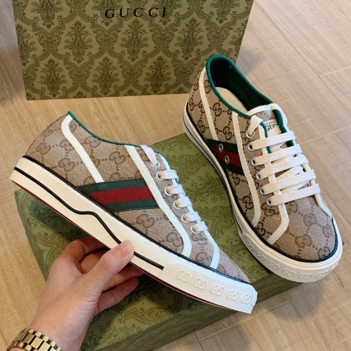 Men Women Low Top Embroidered Sneakers Casual Trainers Athletic Shoes Unisex 35-44