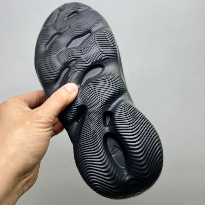 Men Women Sneakers Casual Trainers Athletic Shoes Unisex Slippers Sandals