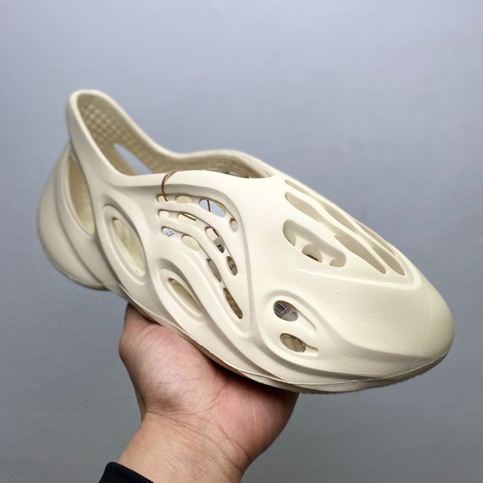 Men Women Sneakers Casual Trainers Athletic Shoes Unisex Slippers Sandals