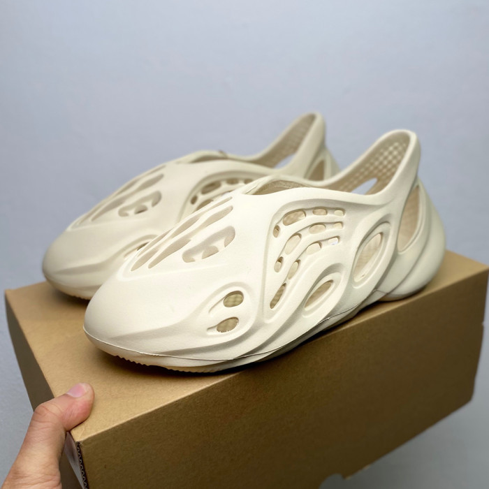 Men Women Sneakers Casual Trainers Athletic Shoes Unisex Slippers Sandals
