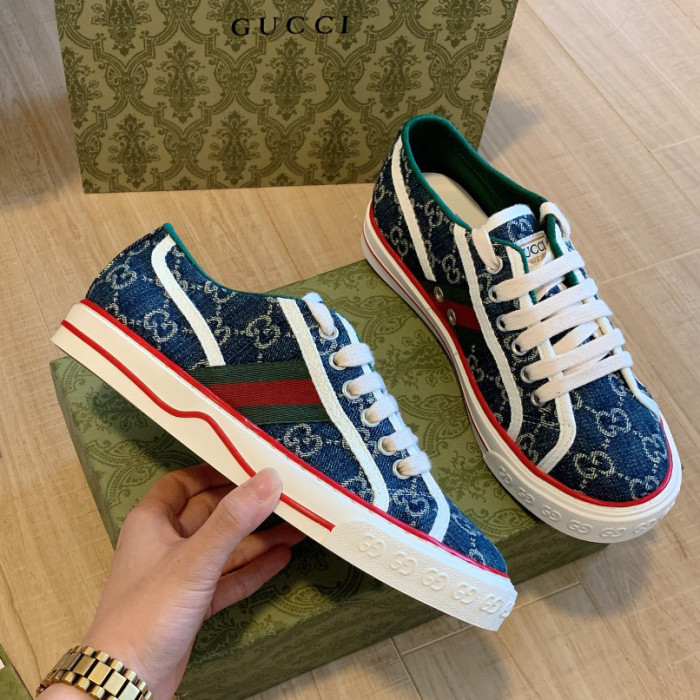 Men Women Low Top Embroidered Sneakers Casual Trainers Athletic Shoes Unisex 35-44