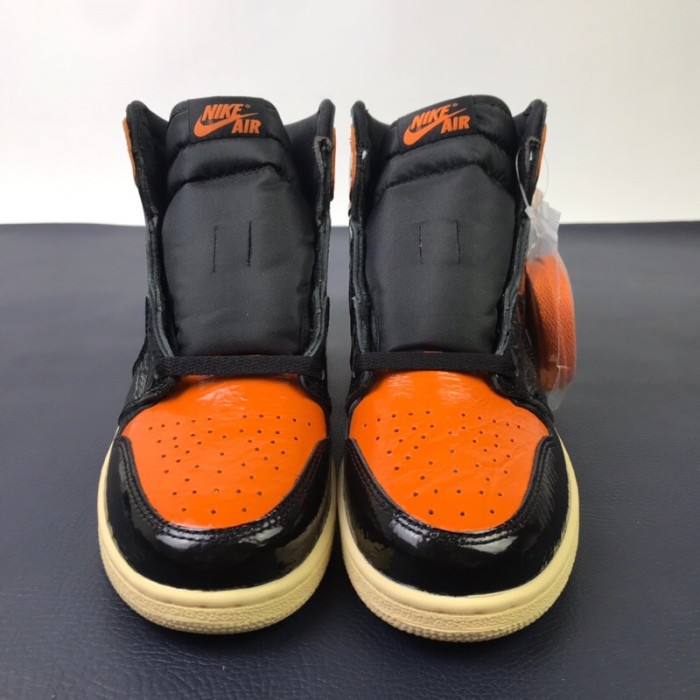 Kicks_Liu NIKE  AJ1  sneaker