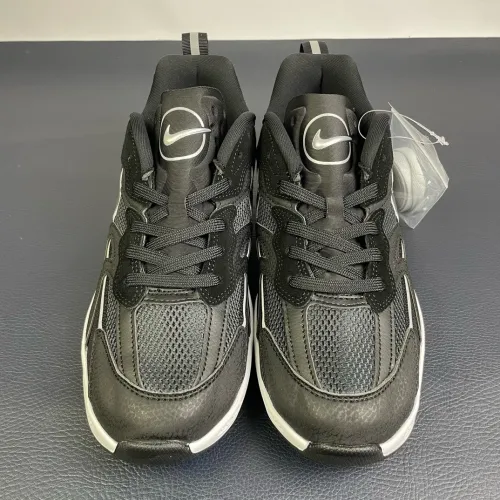 Kicks_Liu Nike  Jam  sneaker