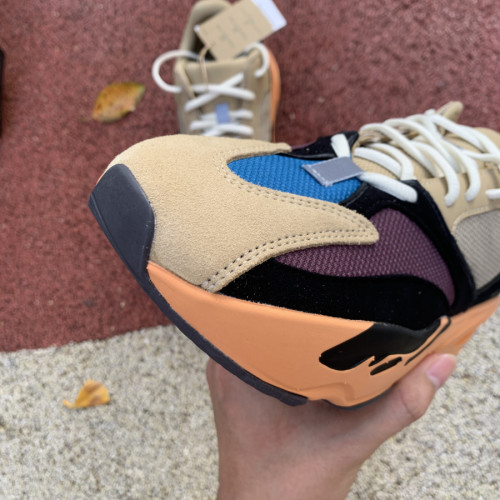 Kicks_Liu  Yeezy 700  sneaker