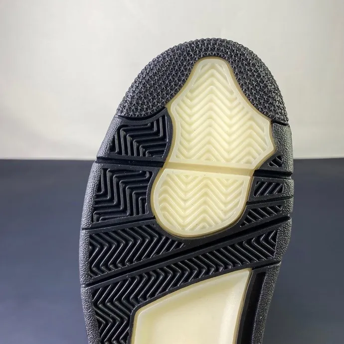 Kicks_Liu Nike  AJ4  sneaker