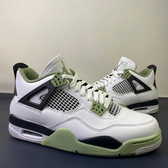 Kicks_Liu Nike  AJ4  sneaker