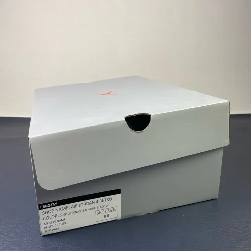 Kicks_Liu Nike  AJ4  sneaker