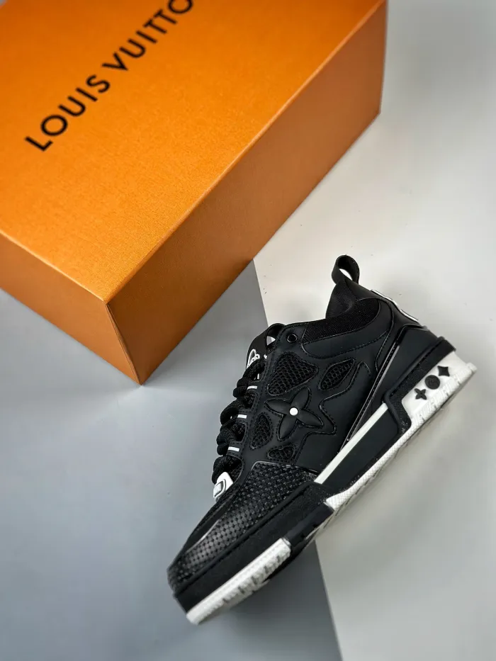 Kicks_Liu  Louis Vuitton  Trainer  Sneaker