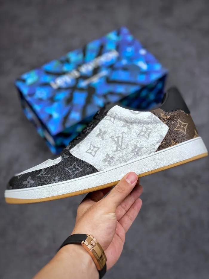 Kicks_Liu  Louis Vuitton  Trainer  Sneaker