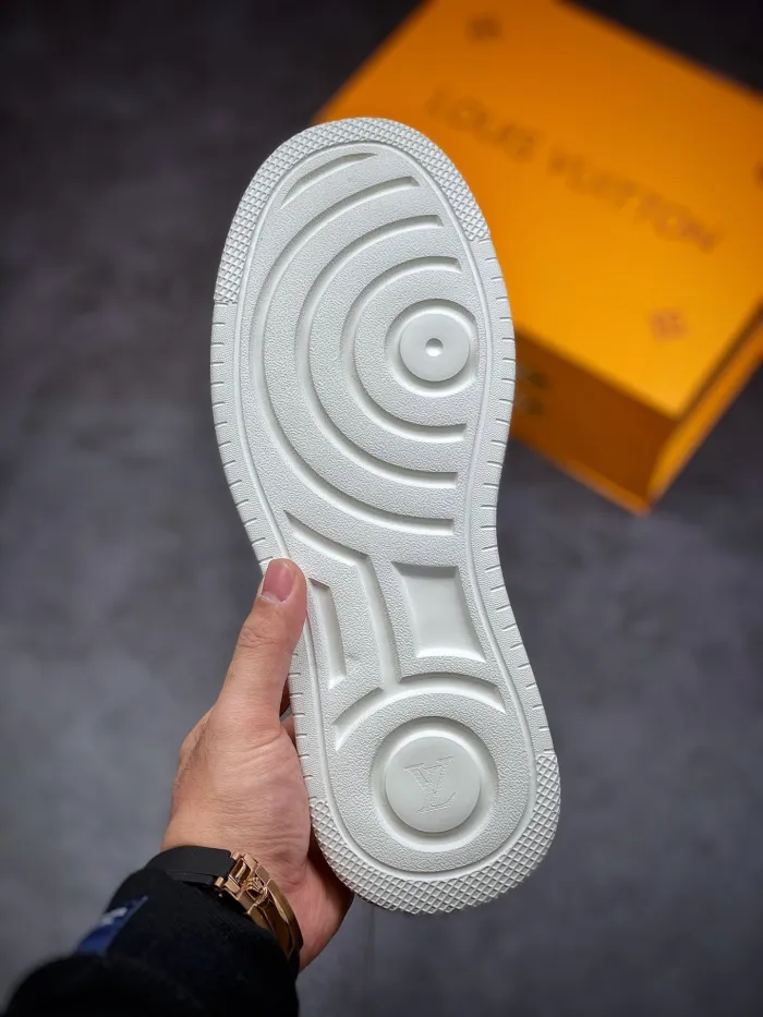 Kicks_Liu  Louis Vuitton  Trainer  Sneaker