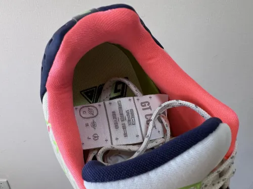 Kicks_Liu Nike  small 0.5~1  Zoom GT  sneaker