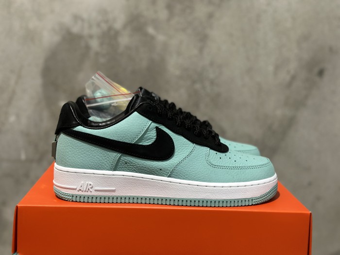 Kicks_Liu Nike  Air Force  sneaker