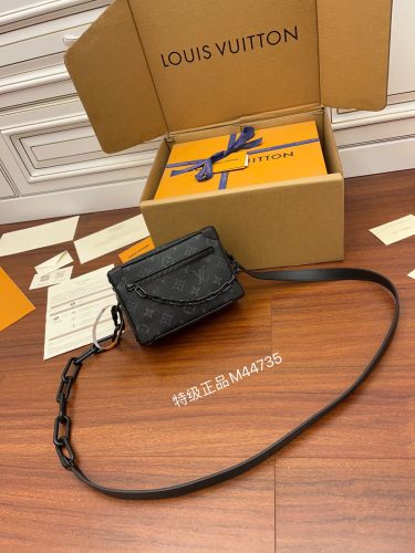 L*ouis V*uitton Crossbodybag Top Quality 18.5x13x8cm