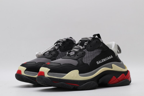(Kicks Liu) W/M B*alenciaga Triple S  Sneaker