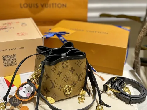 Kicks Liu  L*ouis V*uitton Handbag Top Quality 11.5x11.5x11.5cm
