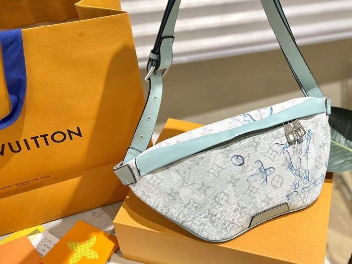 L*ouis V*uitton Waist Bag Top Quality 44×15×9cm
