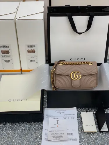 (Kicks Liu)  G*ucci  Crossbody bag  Top Quality 22x6x13cm