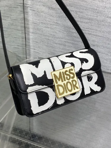 (Kicks Liu)  D*ior  bag  Top Quality  22*6*11cm