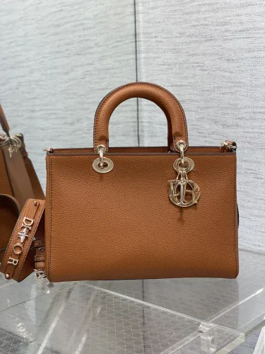 (Kicks Liu)  D*ior  bag  Top Quality  30*13*20cm