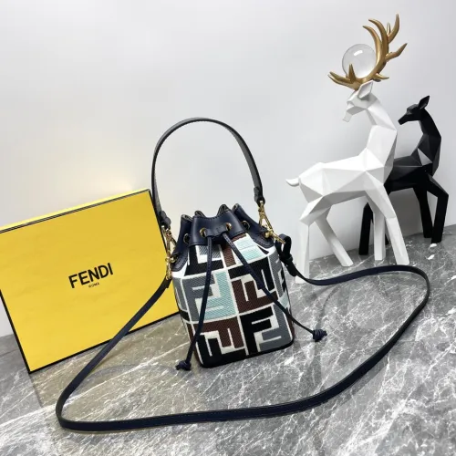 (Kicks Liu)  F*endi bag  Top Quality 12×18×10cm