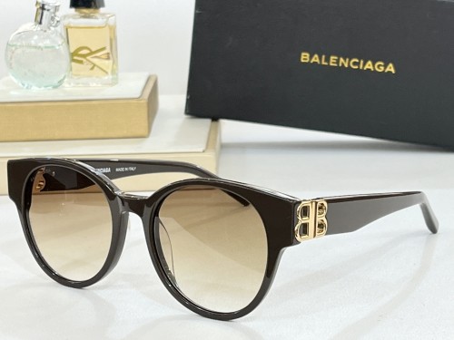 (Kicks Liu) B*alencia*ga  Glasses  Top Quality