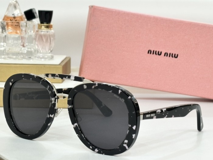 (Kicks Liu)  M*iu M*iu  Glasses  Top Quality