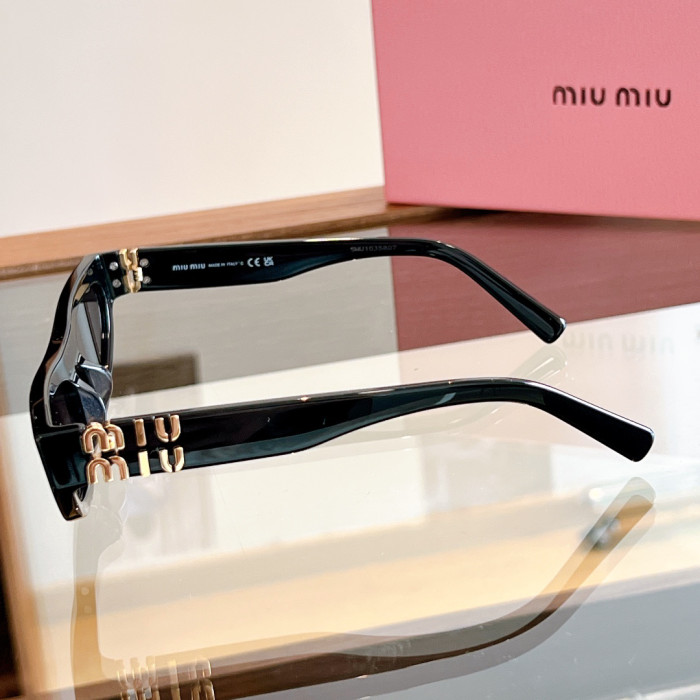 (Kicks Liu)  M*iu M*iu  Glasses  Top Quality