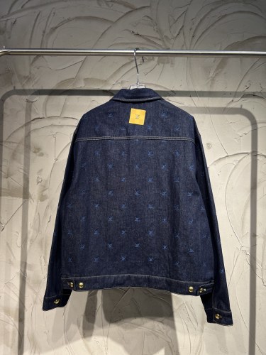 (Kicks Liu) L*ouis V*uitton  Clothes  Top Quality