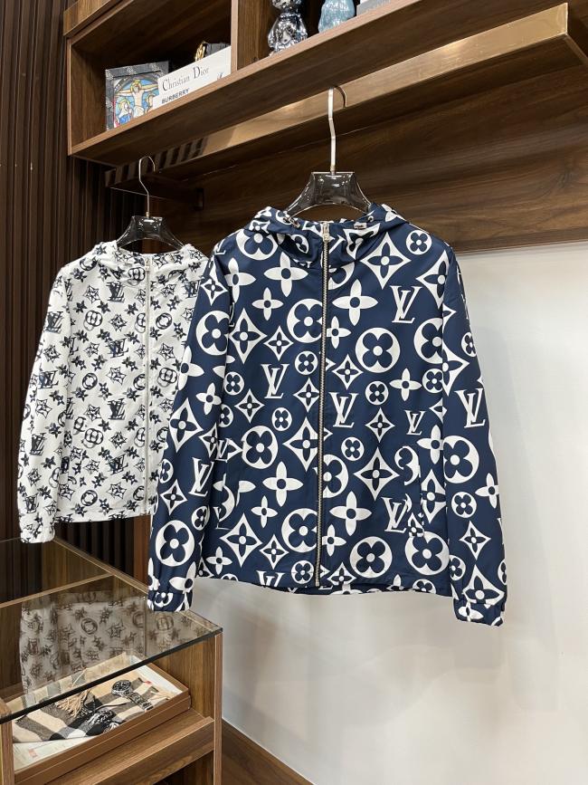 (Kicks Liu) L*ouis V*uitton  Clothes  Top Quality