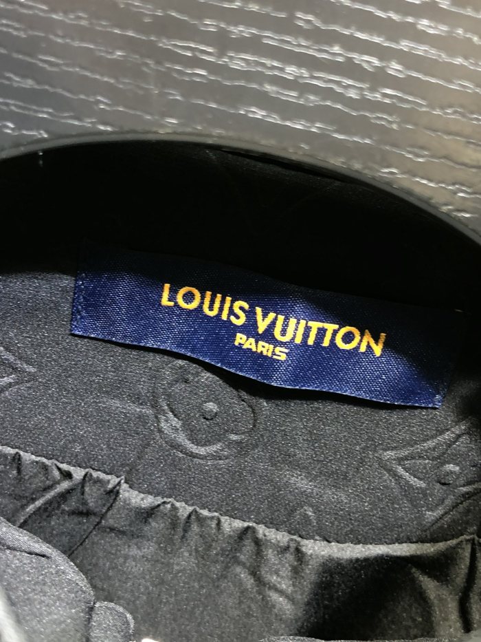 (Kicks Liu) L*ouis V*uitton  Clothes  Top Quality